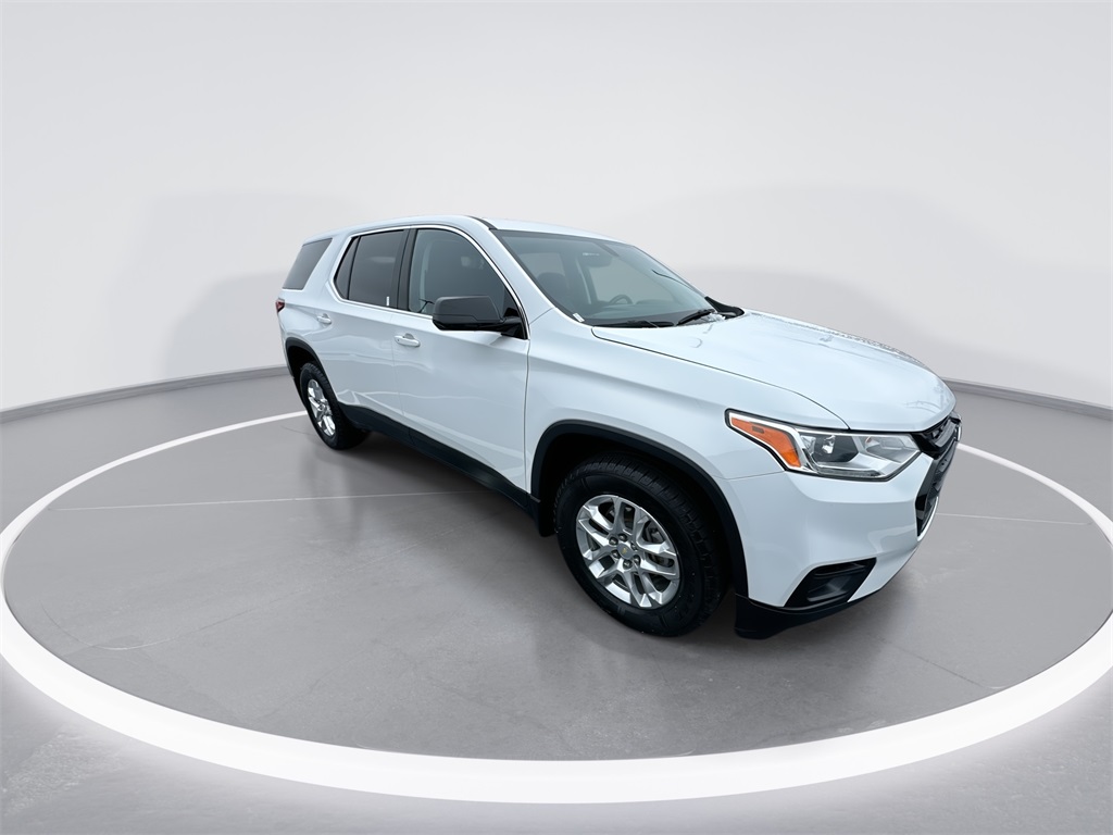 Used 2020 Chevrolet Traverse LS with VIN 1GNERFKW4LJ262240 for sale in Glasgow, KY