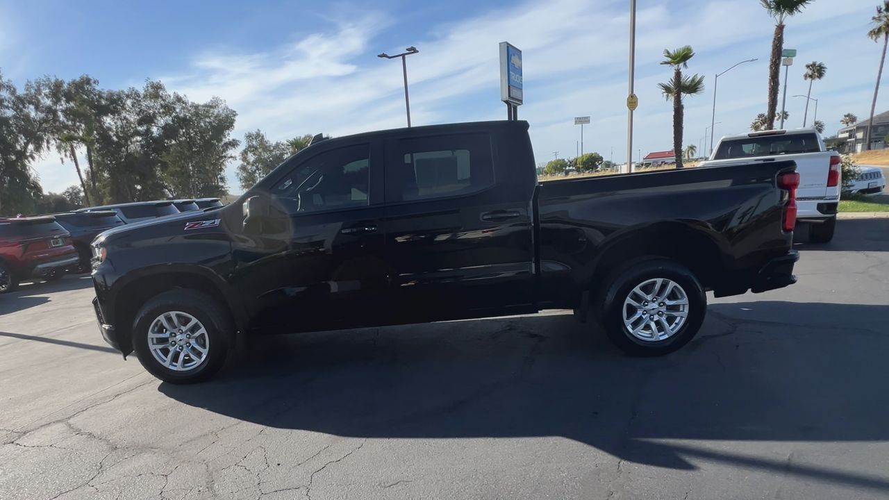 2022 Chevrolet Silverado 1500 RST photo 4