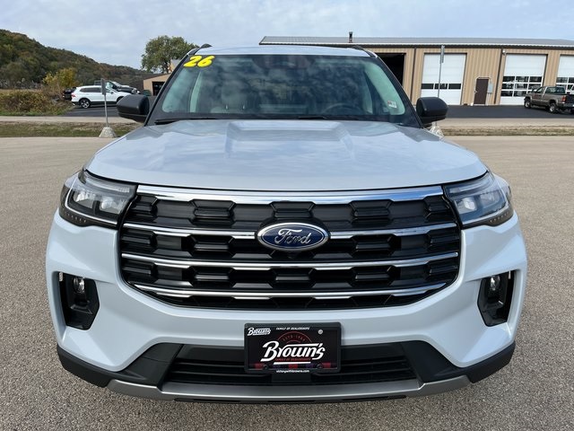 2026 Ford Explorer photo 2