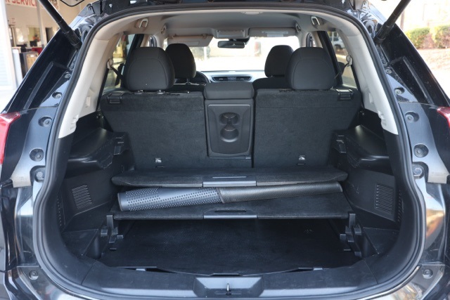 2019 Nissan Rogue SV photo 12