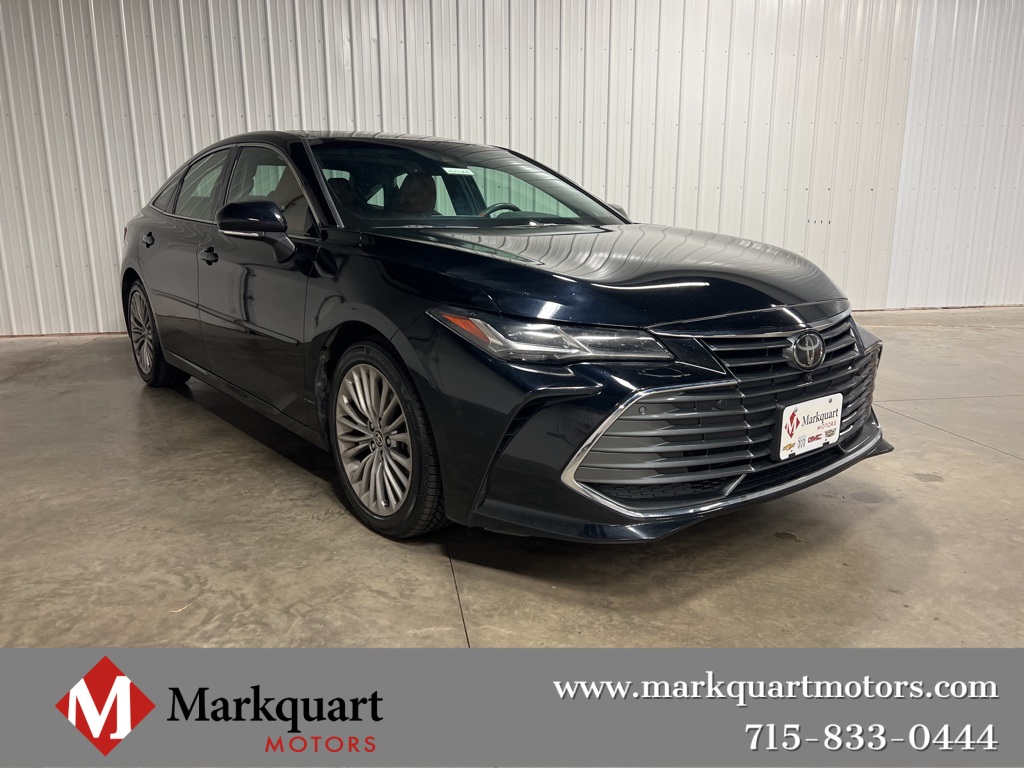2021 Toyota Avalon Limited's photo