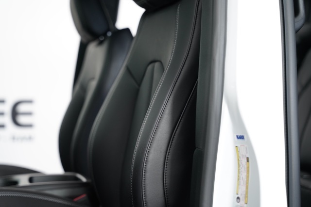 2026 Chrysler Pacifica photo 24