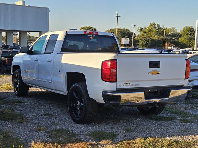 2015 Chevrolet Silverado 1500 LT photo 4