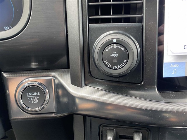 2025 Ford F-150 Lariat photo 15