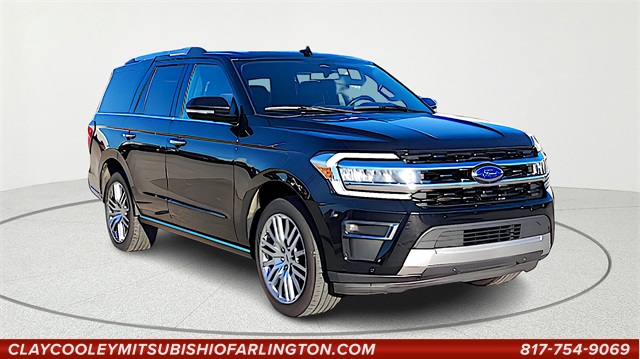 2024 Ford Expedition Limited's photo