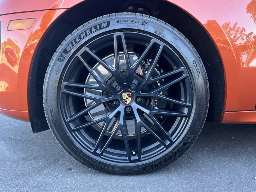 2024 Porsche Macan GTS photo 10