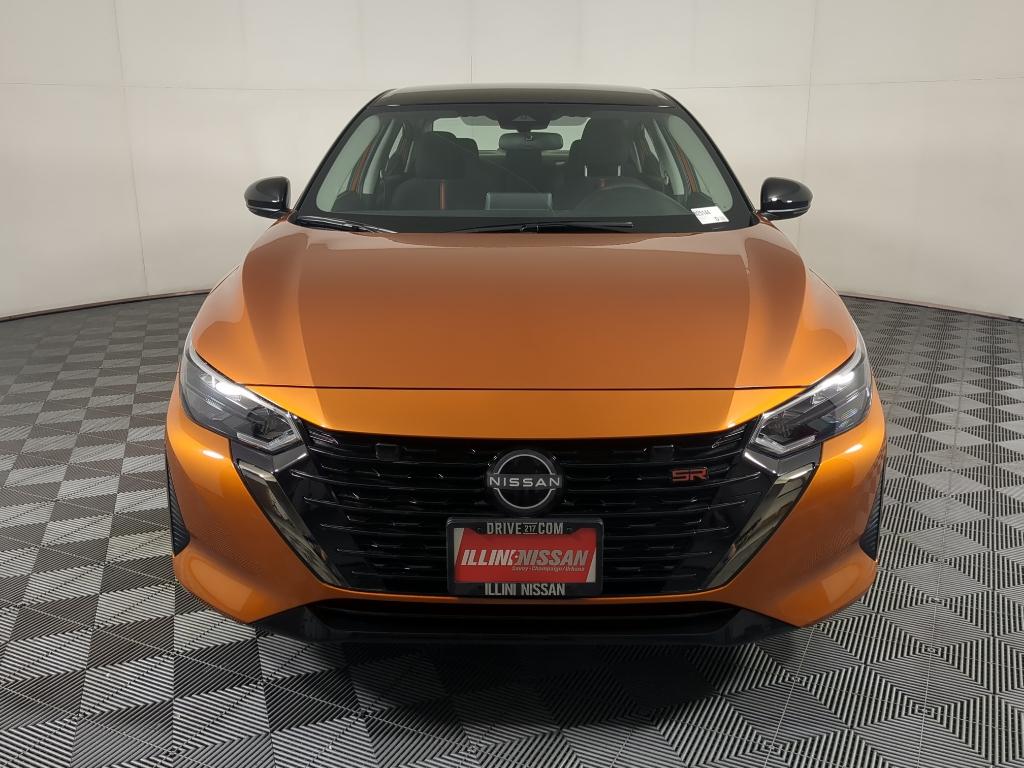 2025 Nissan Sentra SR photo 3
