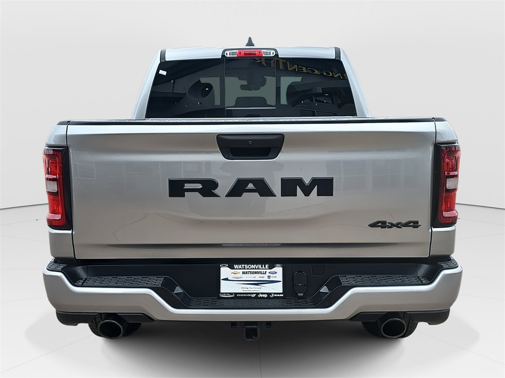 2025 Ram 1500 Tradesman photo 4