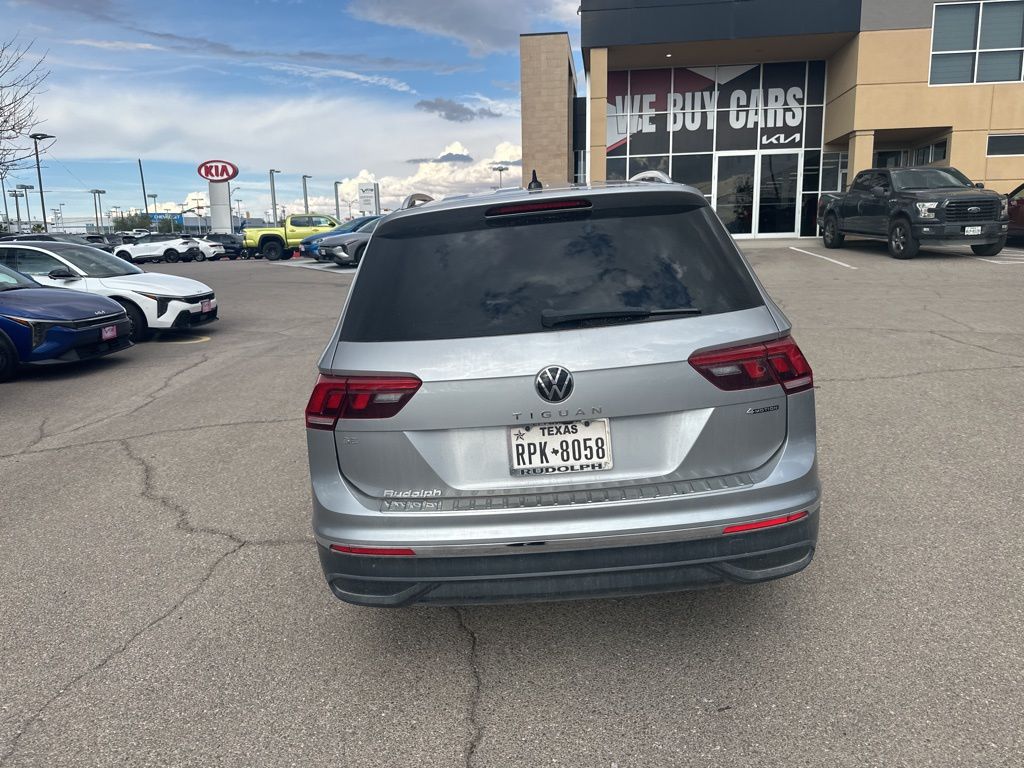 2022 Volkswagen Tiguan SE photo 5