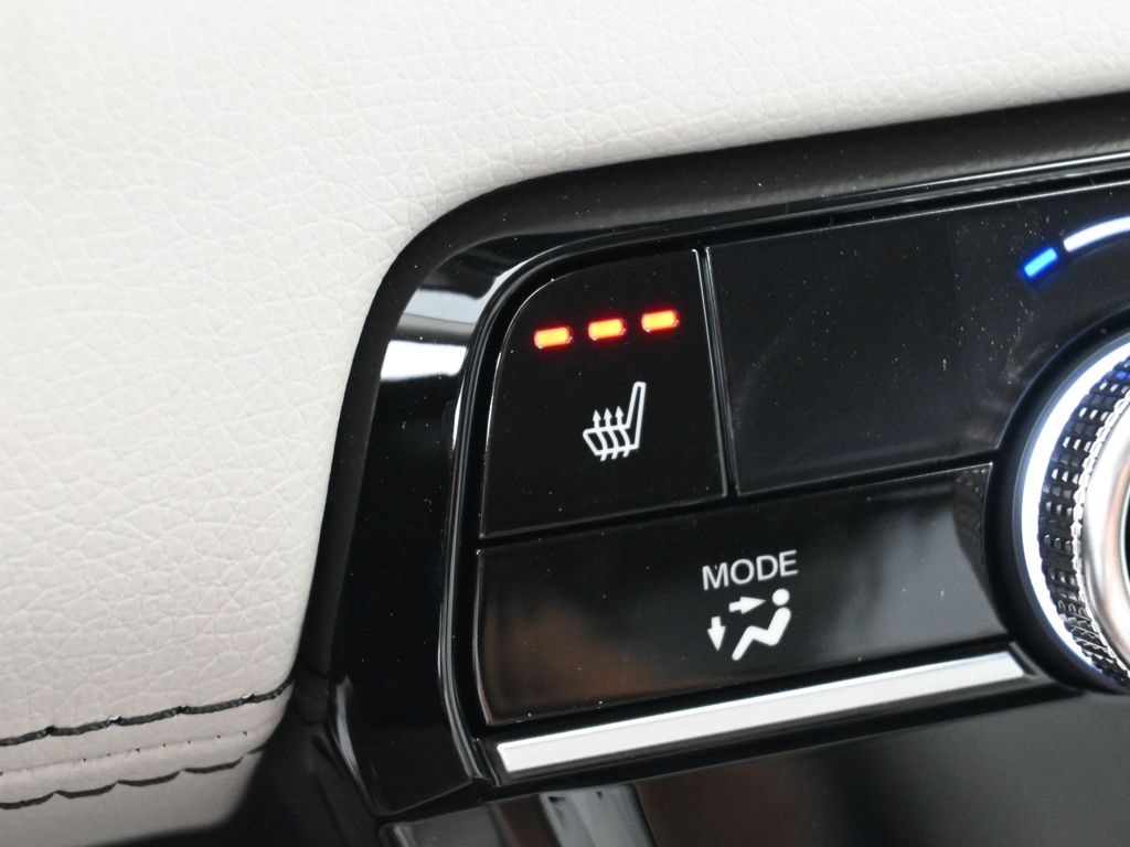 2026 Honda Passport photo 25