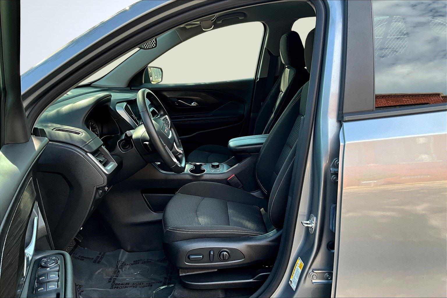 2024 Gmc Terrain SLE photo 23