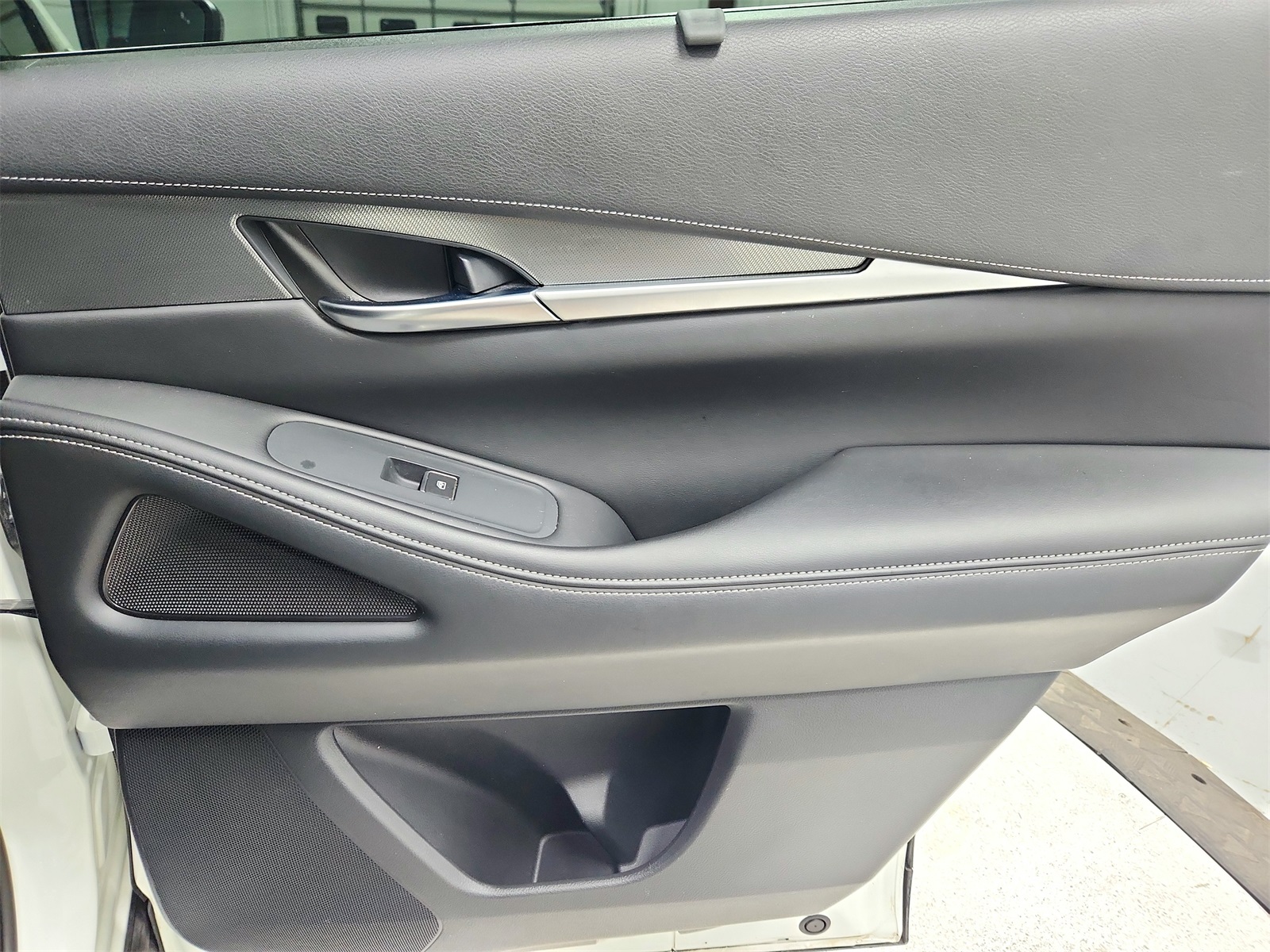 2024 Infiniti QX60 Luxe photo 46