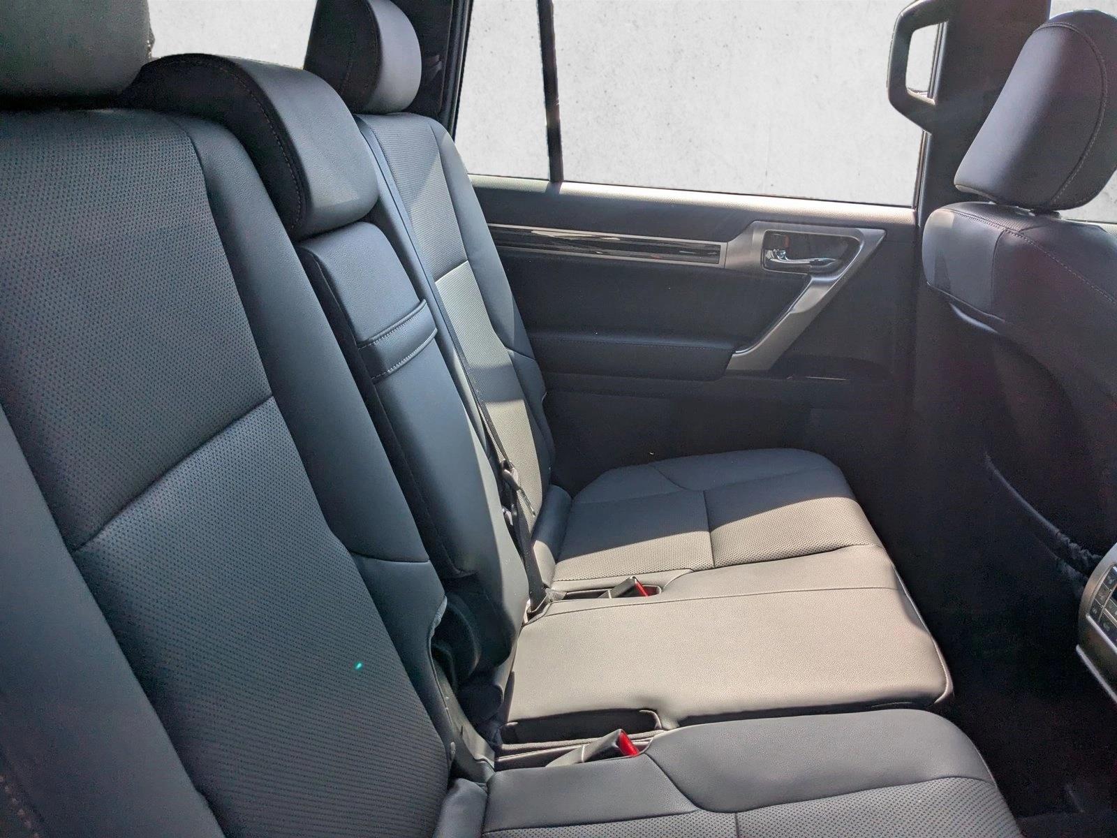 2021 Lexus GX 460 Premium photo 16