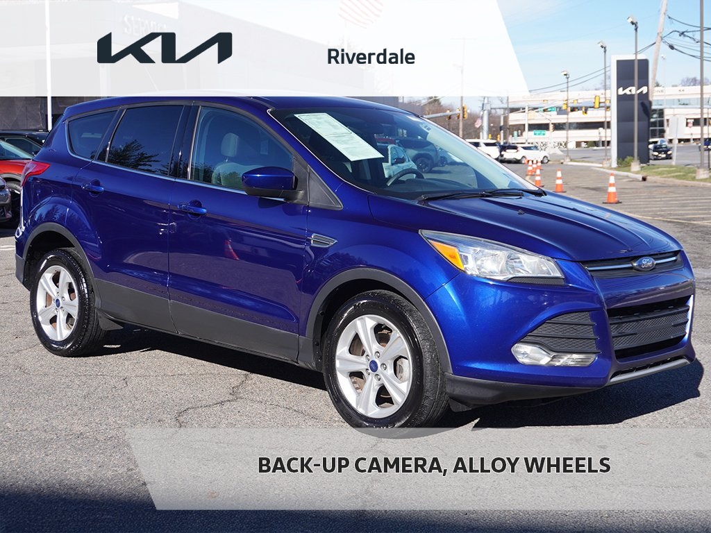 2016 Ford Escape SE's photo