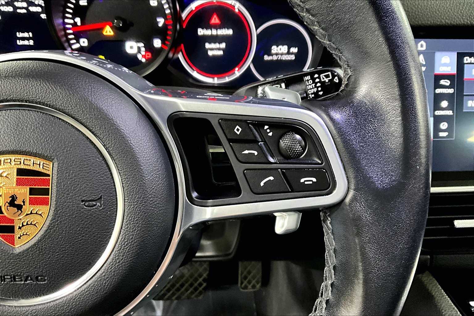 2020 Porsche Cayenne photo 22