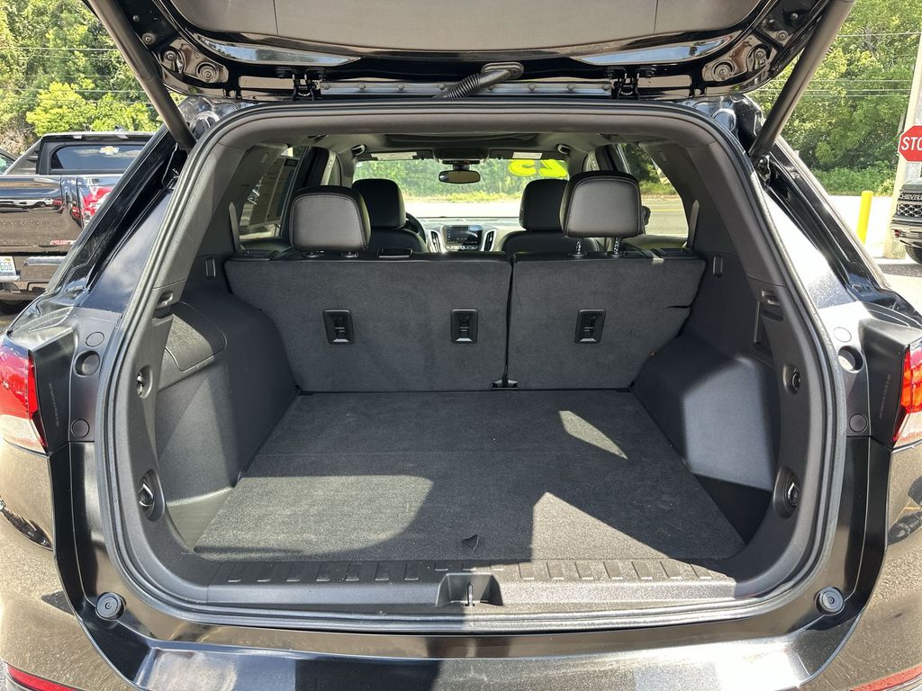 2023 Chevrolet Equinox Premier photo 23