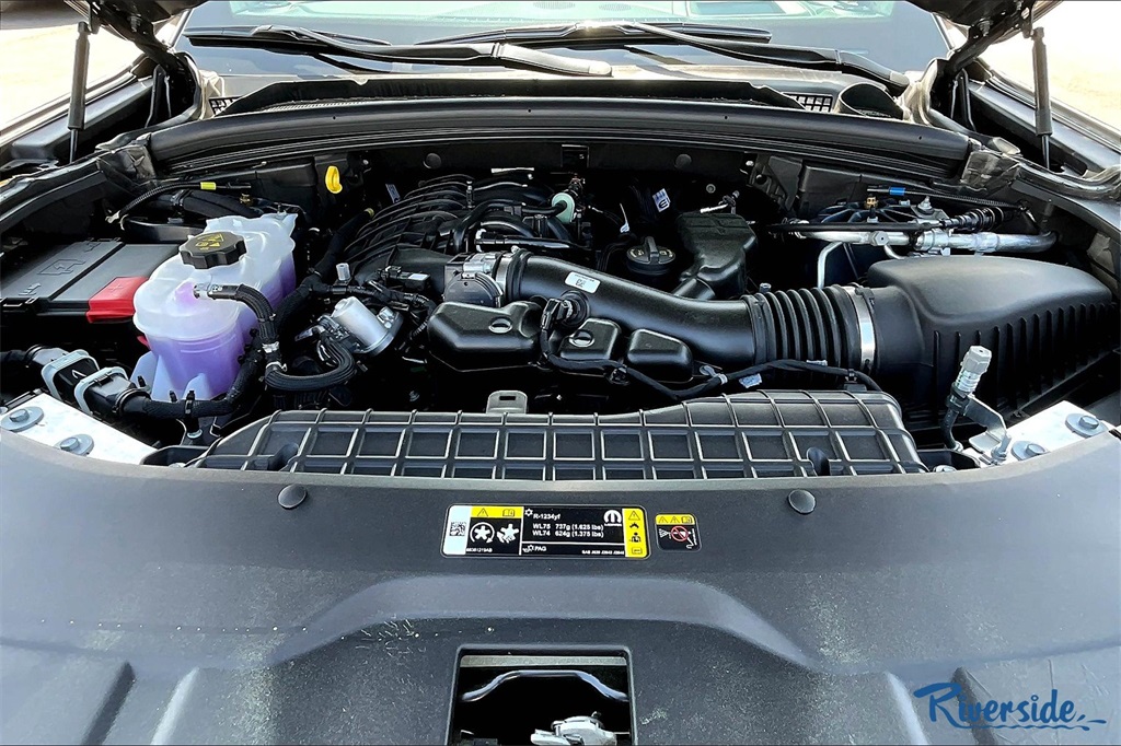 2025 Jeep Grand Cherokee L Summit Reserve photo 10