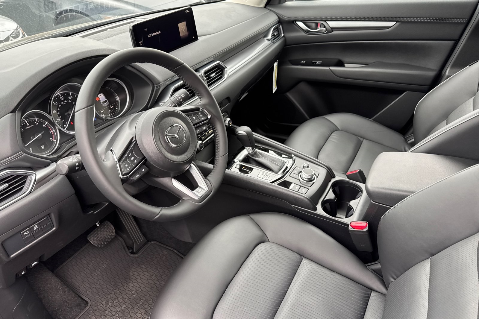 2025 Mazda CX-5 2.5 Select photo 10