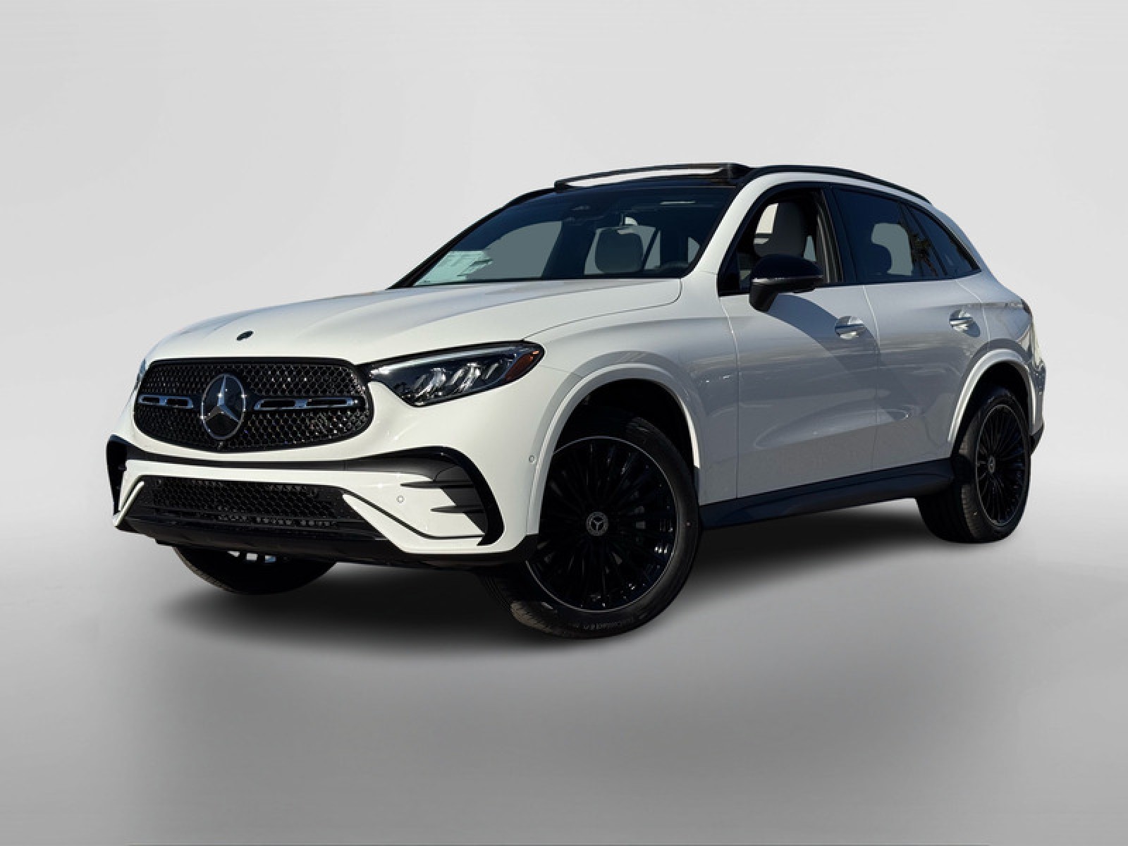 2026 Mercedes-Benz GLC Base's photo