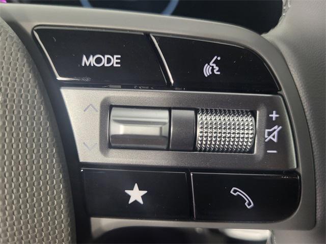 2025 Hyundai Ioniq 5 SE photo 24