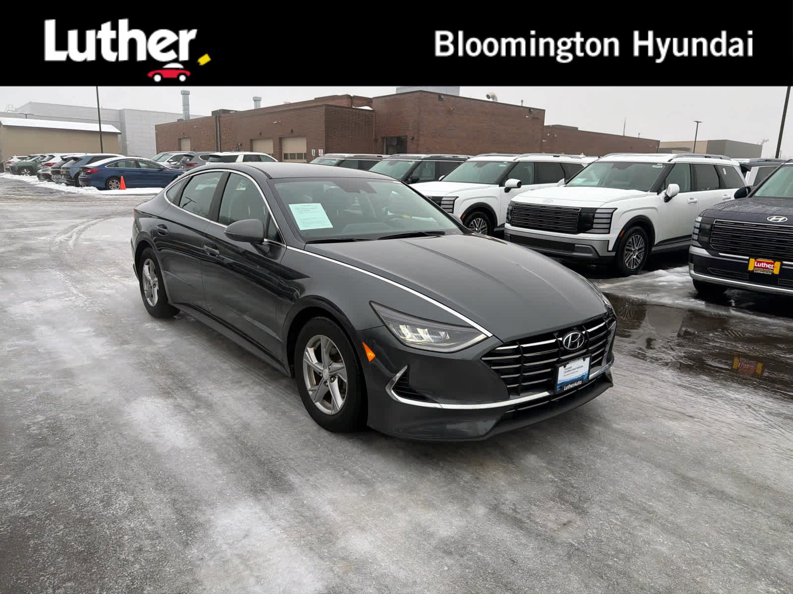 2023 Hyundai Sonata SE's photo