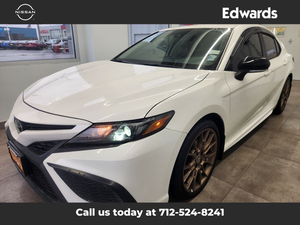 2024 Toyota Camry SE photo 2