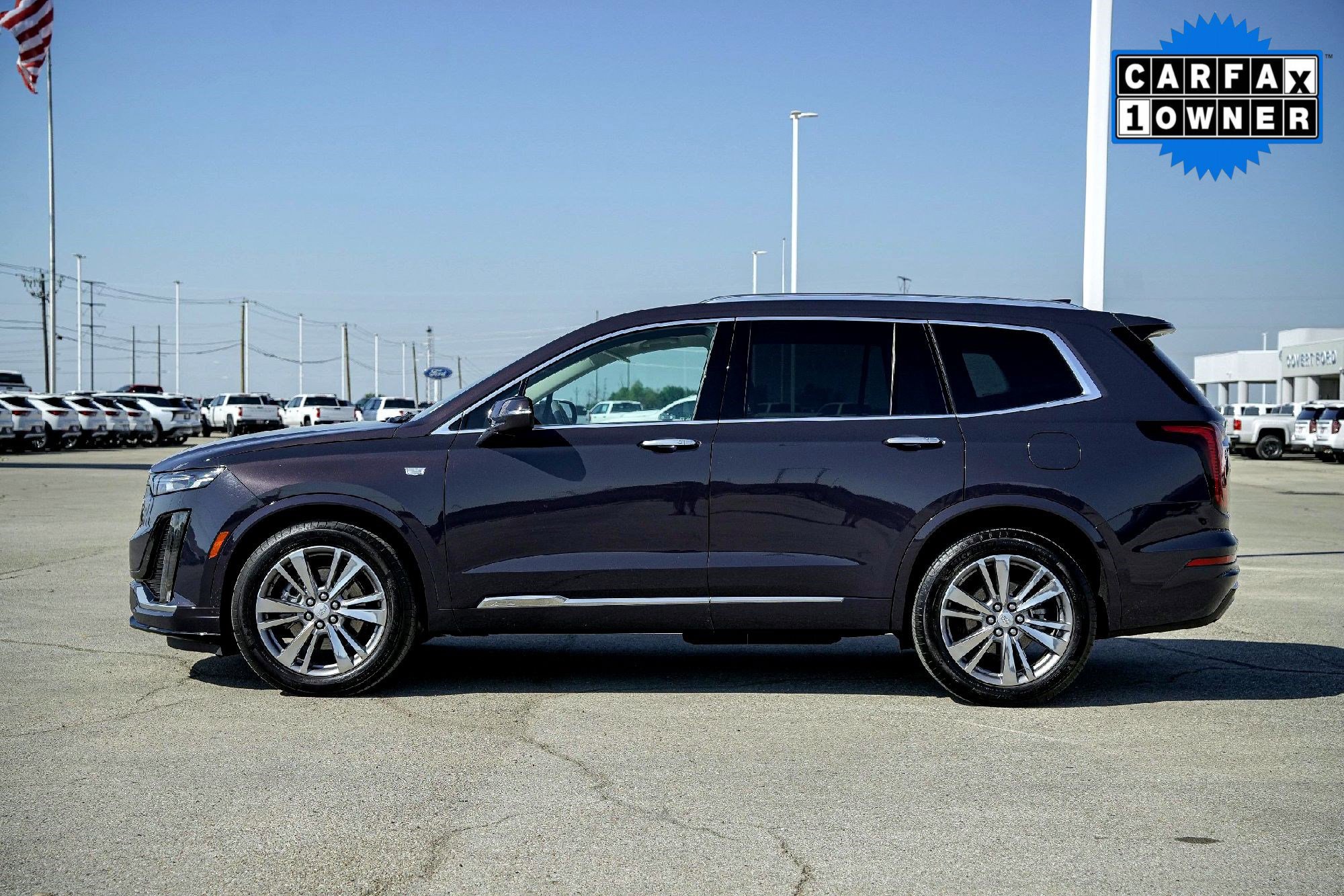 2025 Cadillac XT6 Premium Luxury photo 4