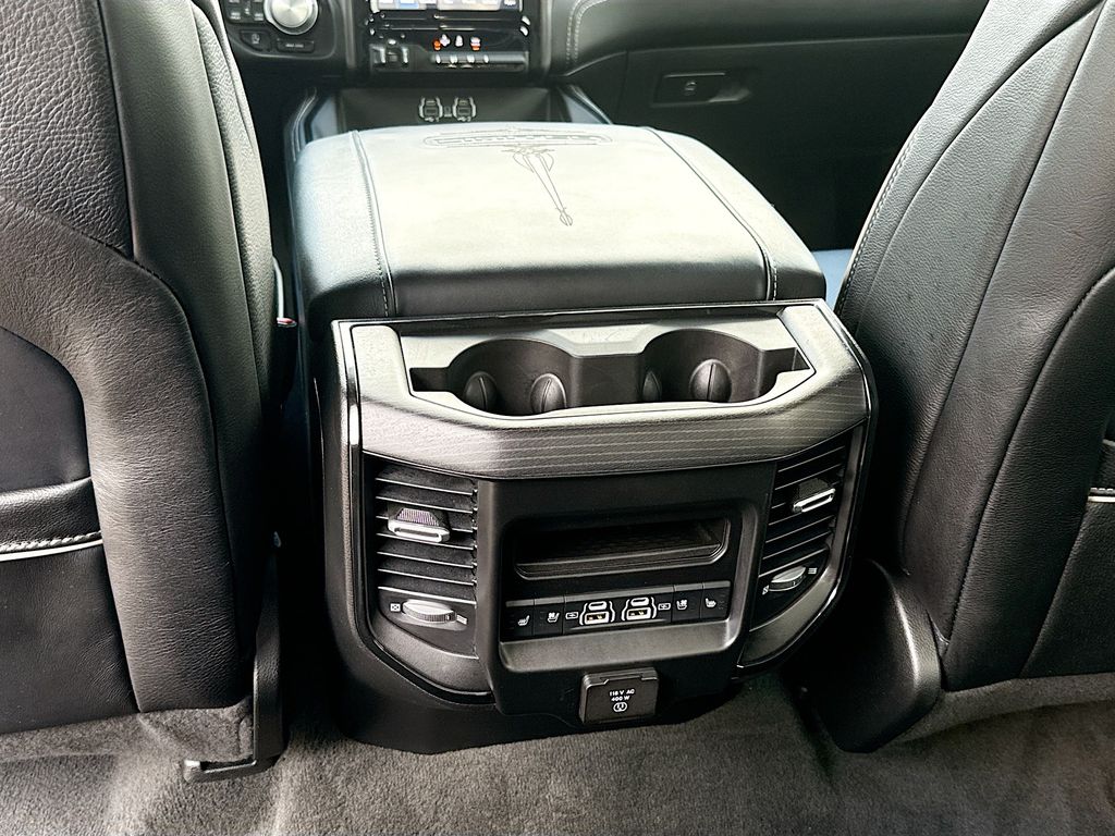 2023 Ram 1500 Limited photo 24