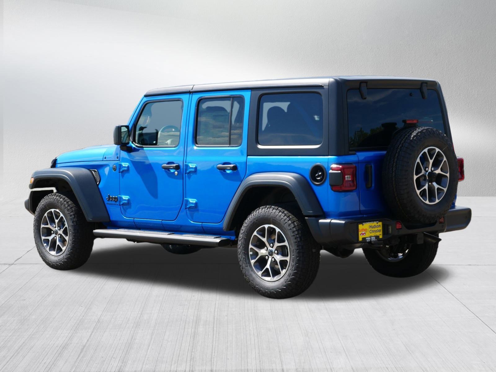 2025 Jeep Wrangler Sport S photo 3