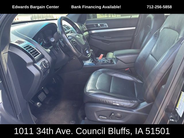 2016 Ford Explorer XLT photo 14