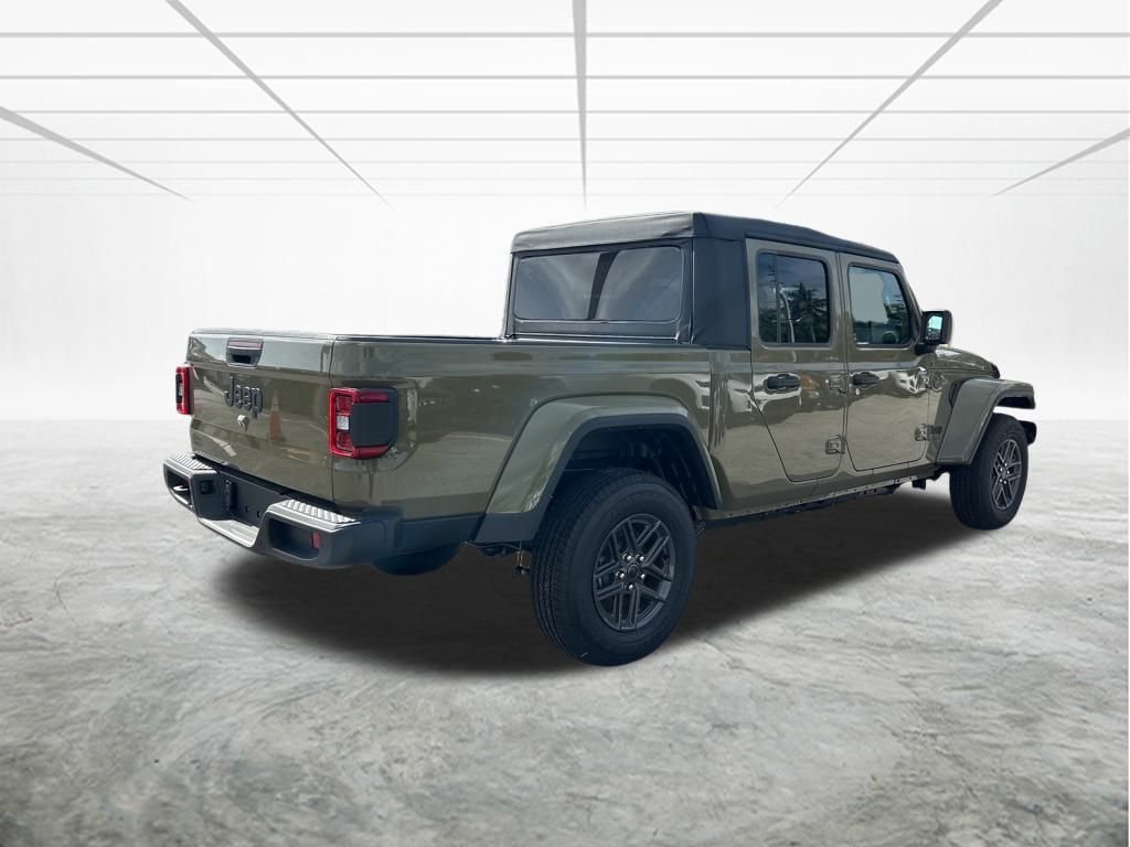 2025 Jeep Gladiator Sport photo 4