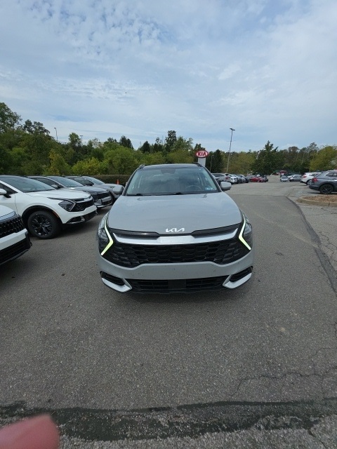 2023 Kia Sportage photo 3