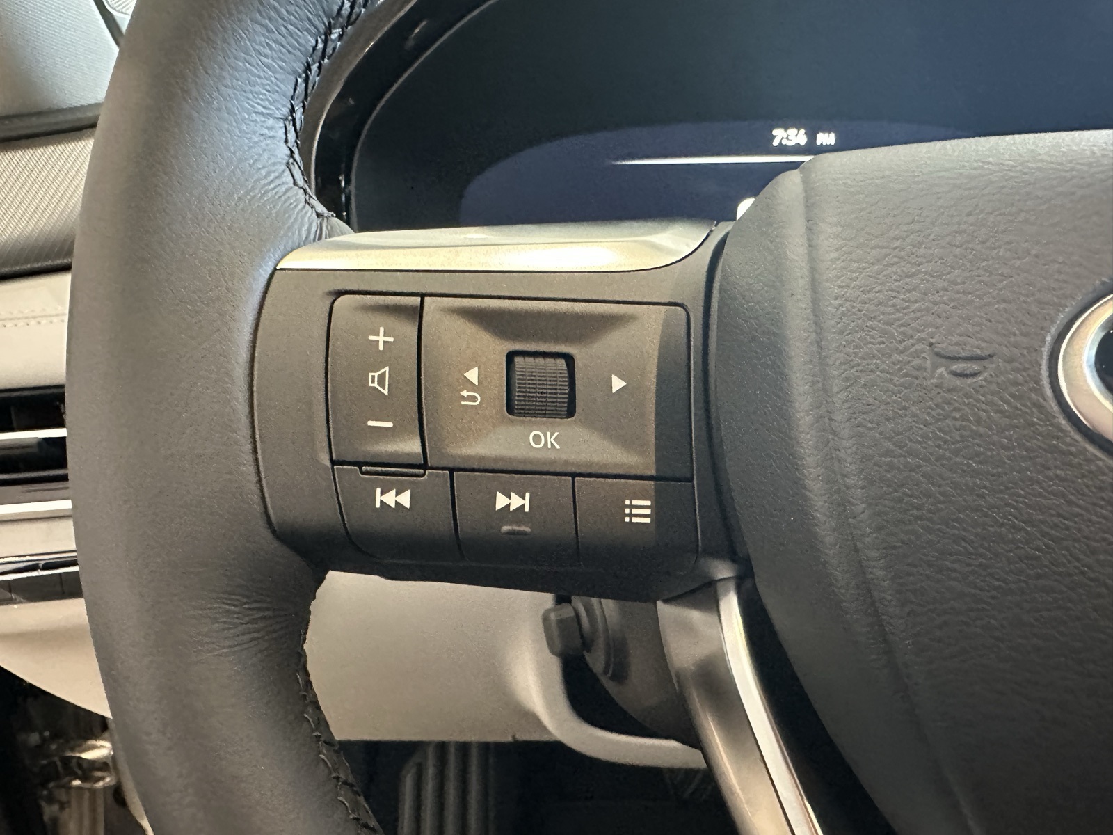 2026 Infiniti QX60 Luxe photo 15