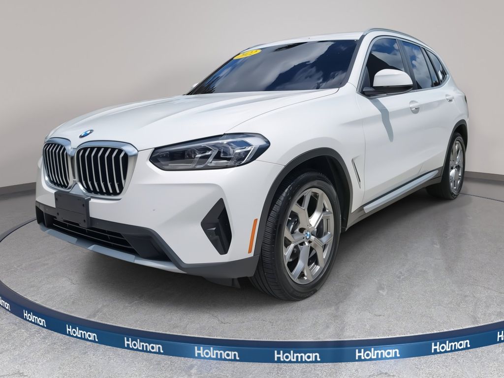 2022 BMW X3 30i's photo