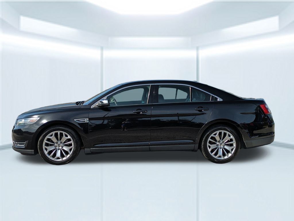 2017 Ford Taurus Limited photo 2