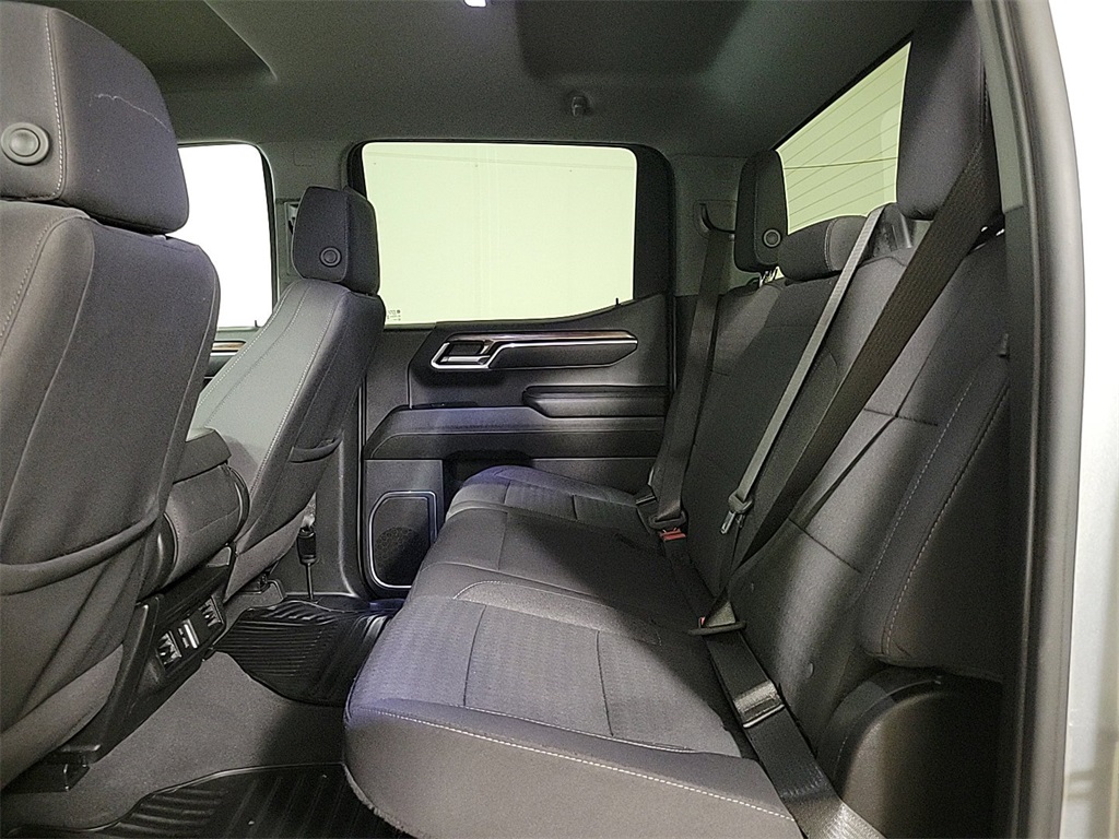 2025 CHEVROLET SILVERADO - Image 12