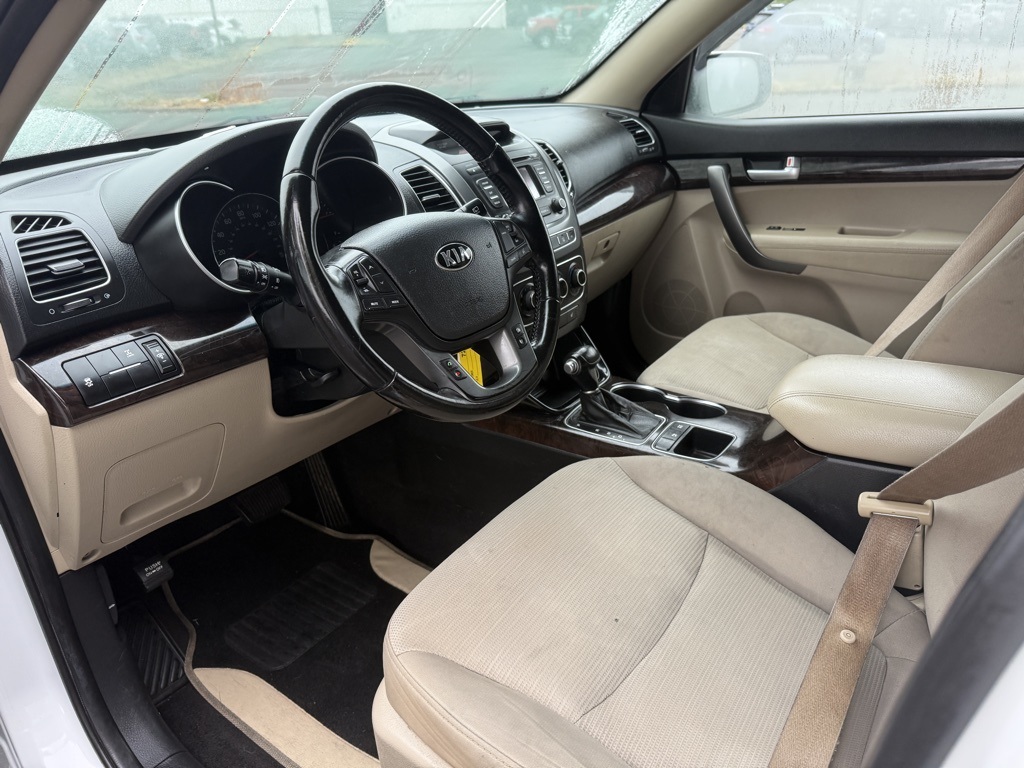 2014 Kia Sorento LX photo 12