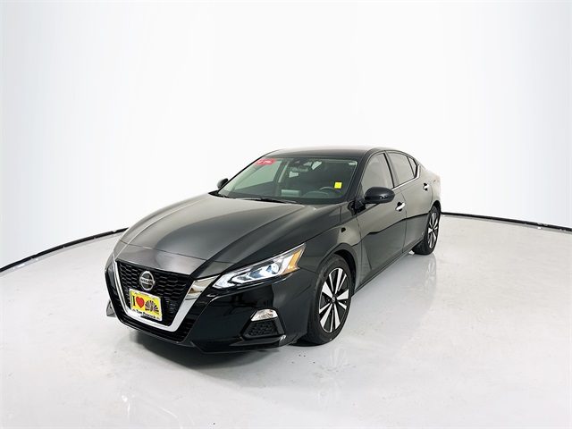 2024 Nissan Sentra SV photo 3