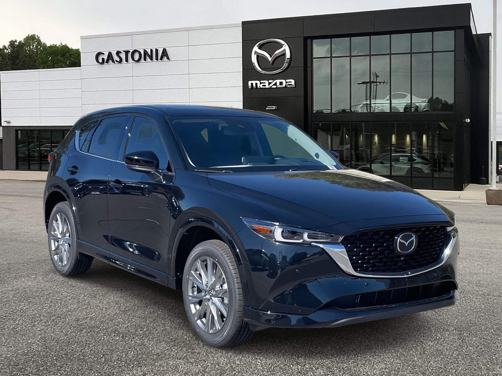 2025 Mazda CX-5 S Premium Plus package's photo