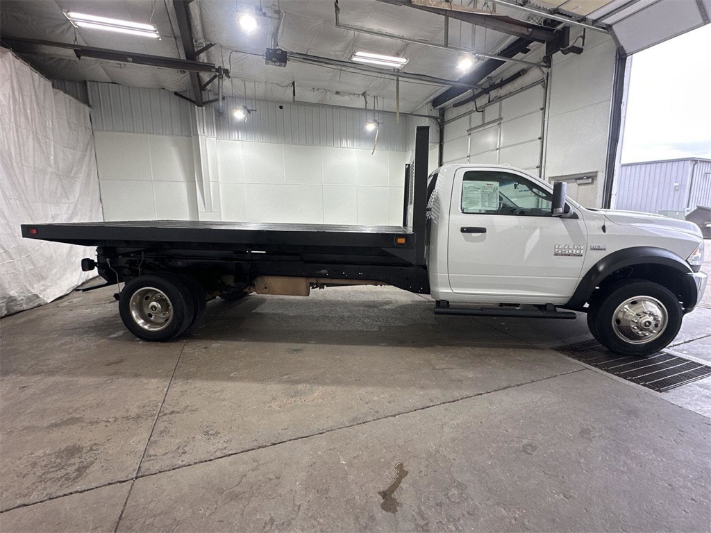2016 Ram 5500 Tradesman photo 2