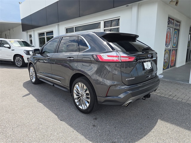 2020 Ford Edge Titanium photo 4