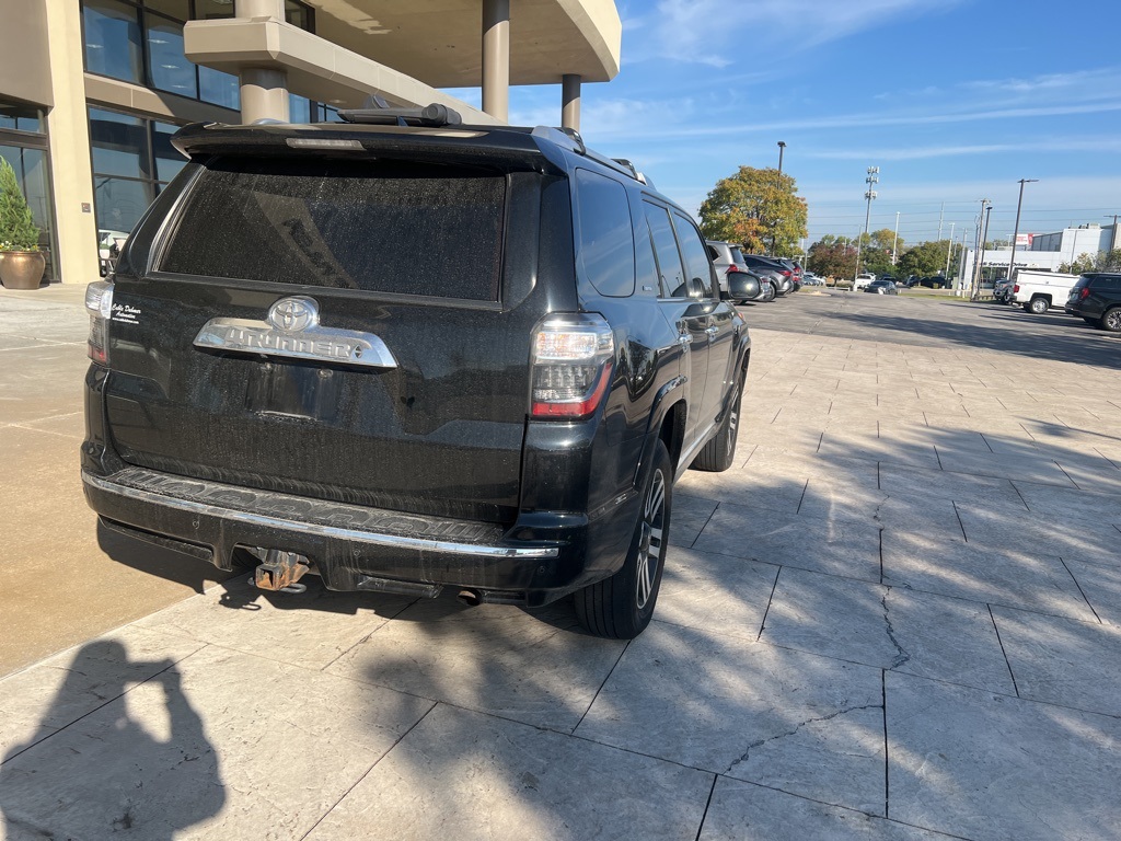 2015 Toyota 4Runner Limited photo 3