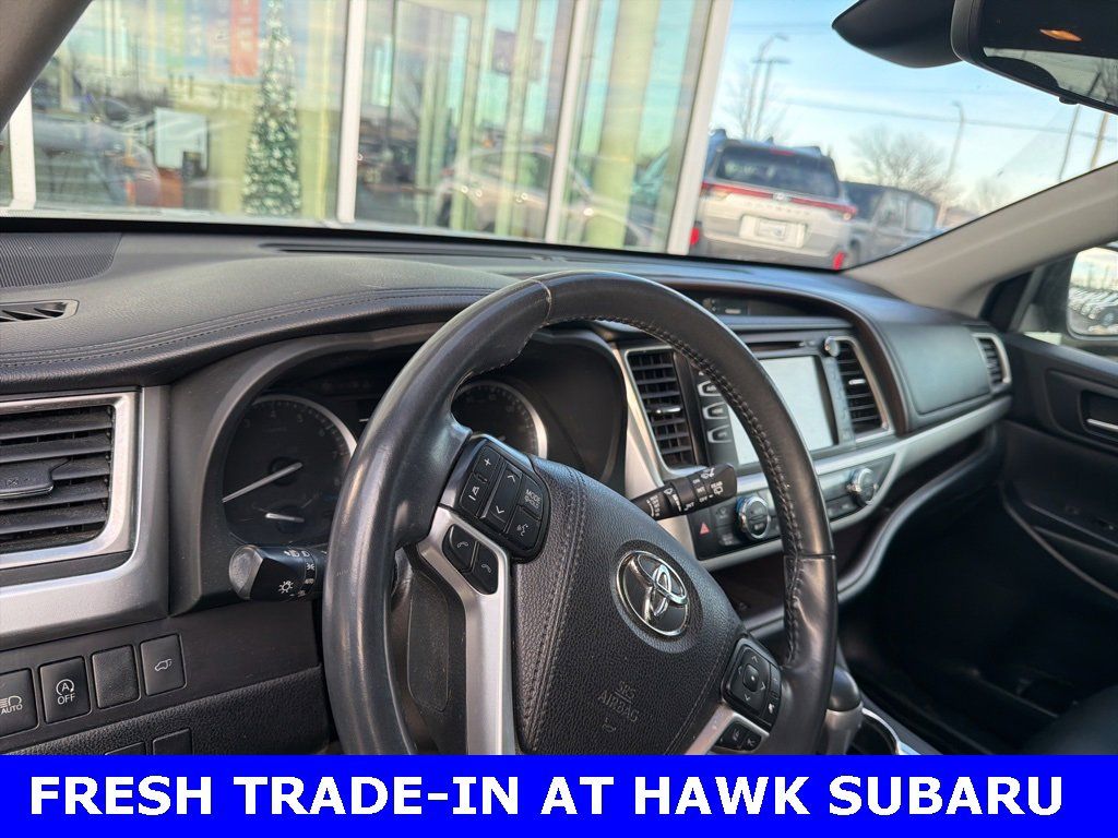 2019 TOYOTA HIGHLANDER - Image 7