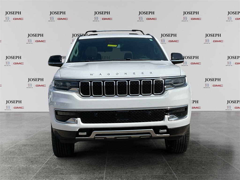 2023 Jeep Wagoneer Series III photo 3