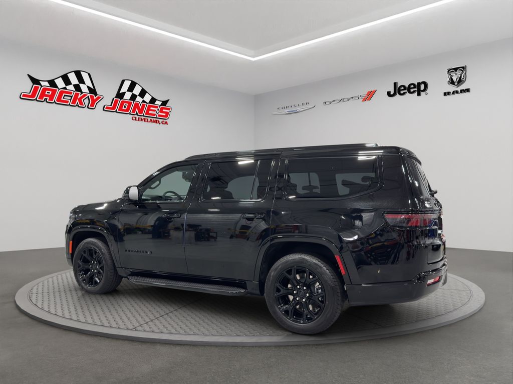 2025 Jeep Wagoneer Series II Carbide photo 3