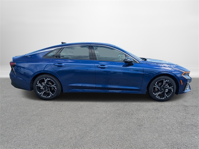 2025 Kia K5 GT-Line photo 2