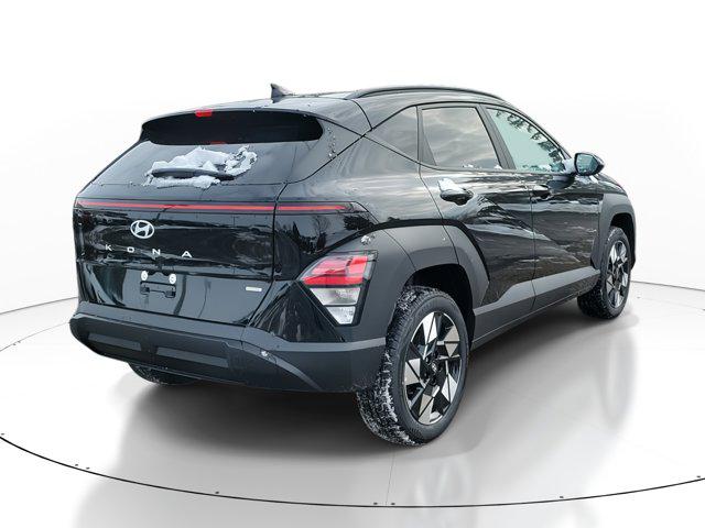 2025 Hyundai Kona SEL photo 4