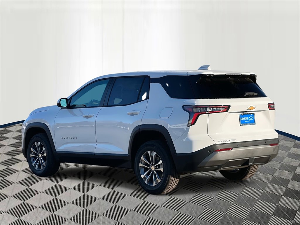 2026 Chevrolet Equinox LT photo 3