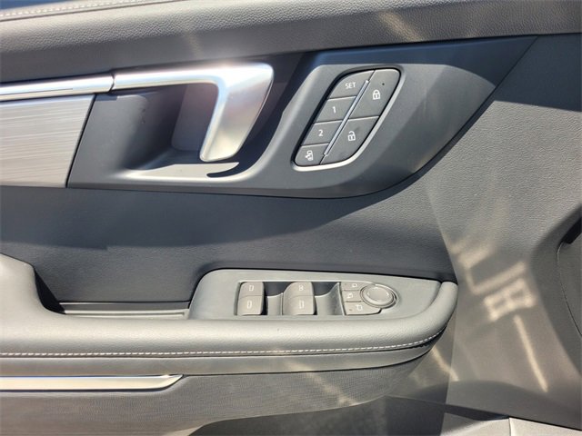 2025 Buick Enclave Preferred photo 18
