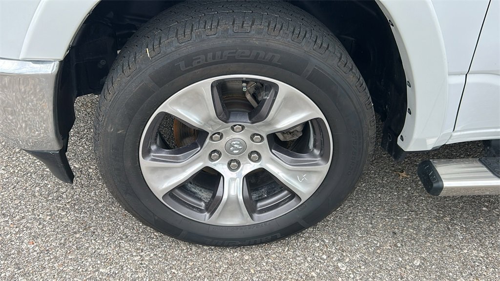 2021 Ram 1500 Laramie photo 10